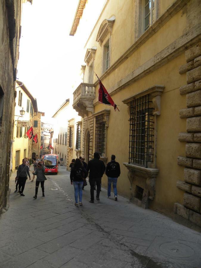 Ferienwohnung Mezzanino L Palazzo Gagnoni Grugni Montepulciano Stazione Exterior foto